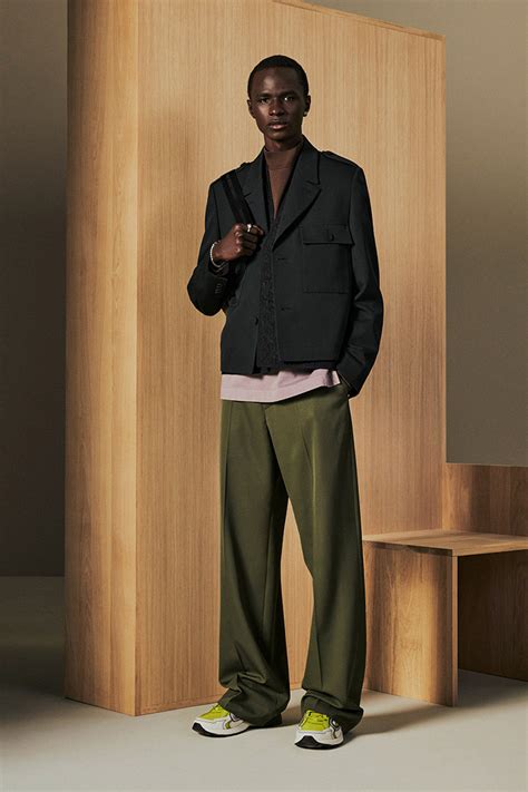 LOOKBOOK: DIOR Resort 2022 Menswear Collection 